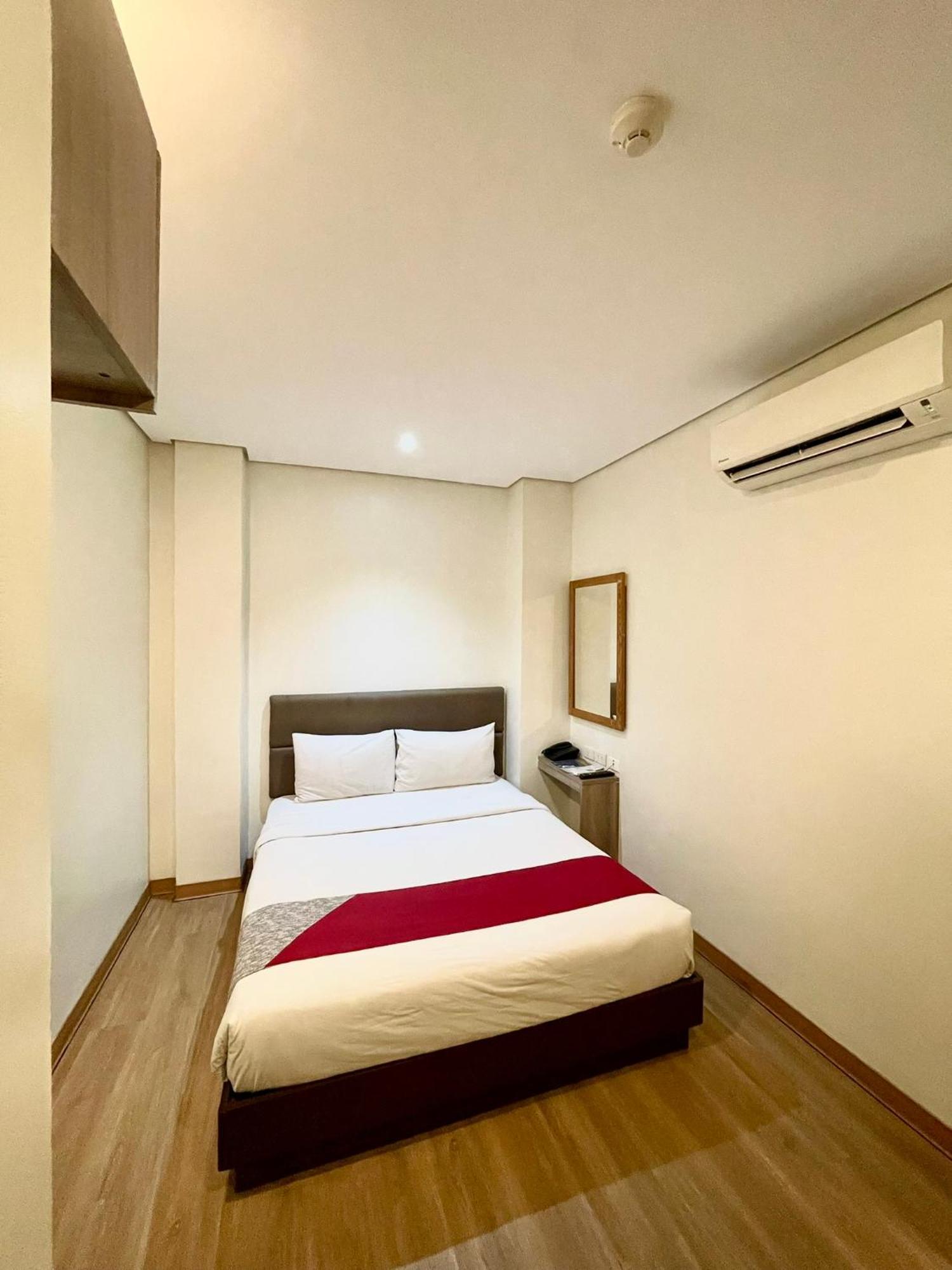 Airo Hotel Manila Exteriör bild